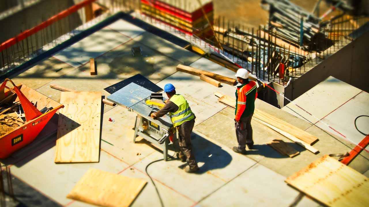Hiring a general contractor