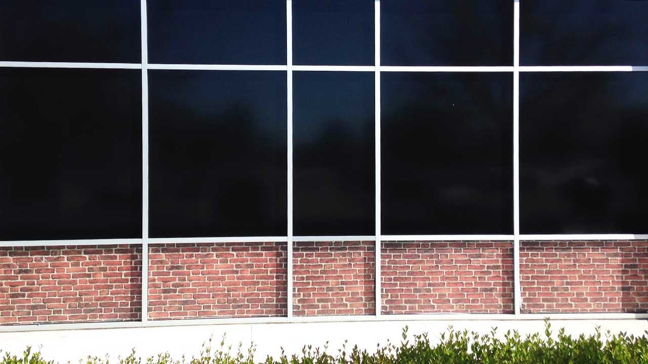 Decorative-Window-Film-for-Storefronts